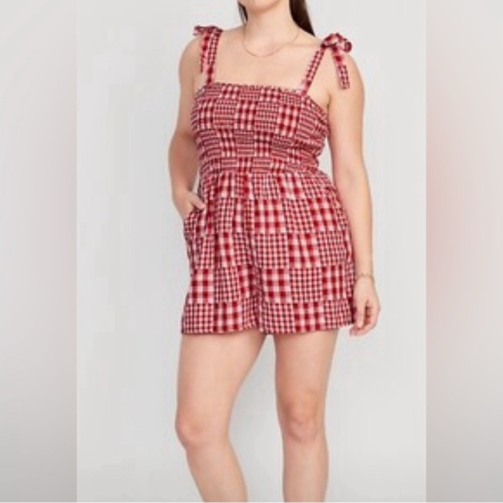 Old Navy Red Gingham Romper with Tie Straps size small